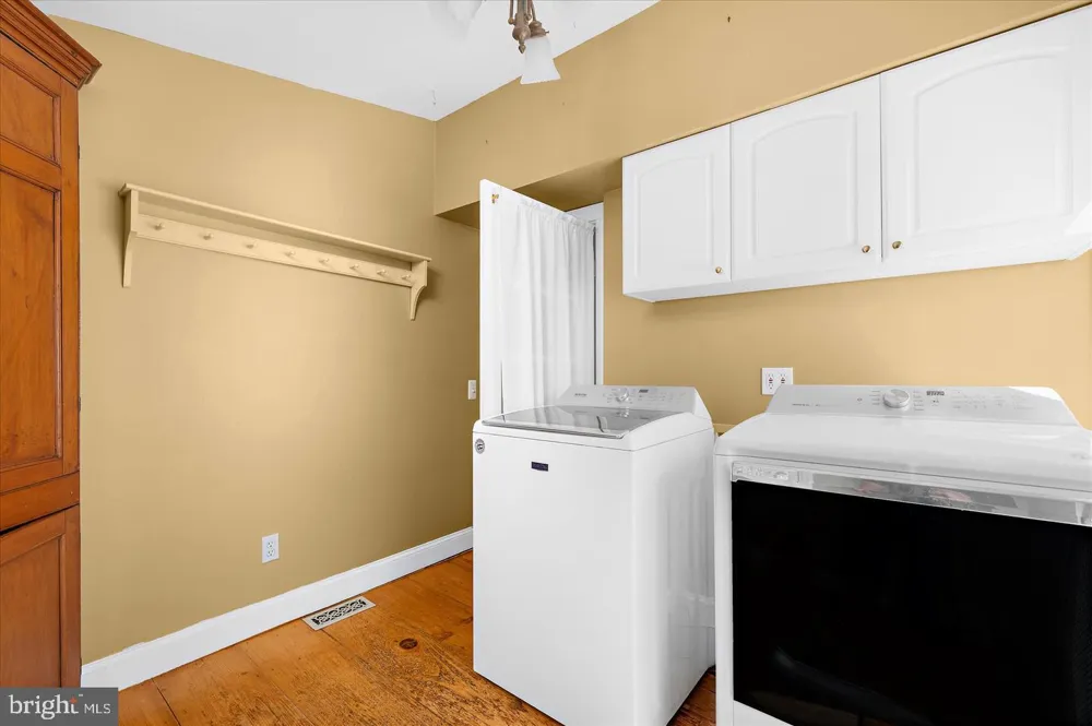 179 LINDBERGH ROAD Hopewell, NJ 08525