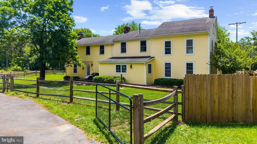 179 LINDBERGH ROAD Hopewell, NJ 08525
