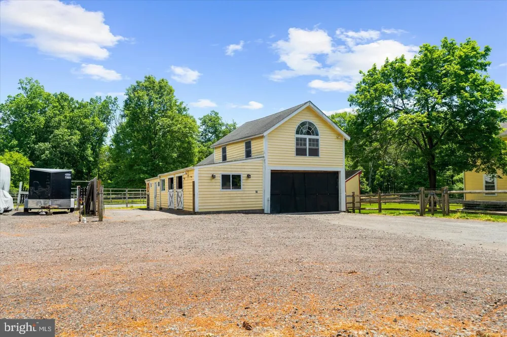 179 LINDBERGH ROAD Hopewell, NJ 08525