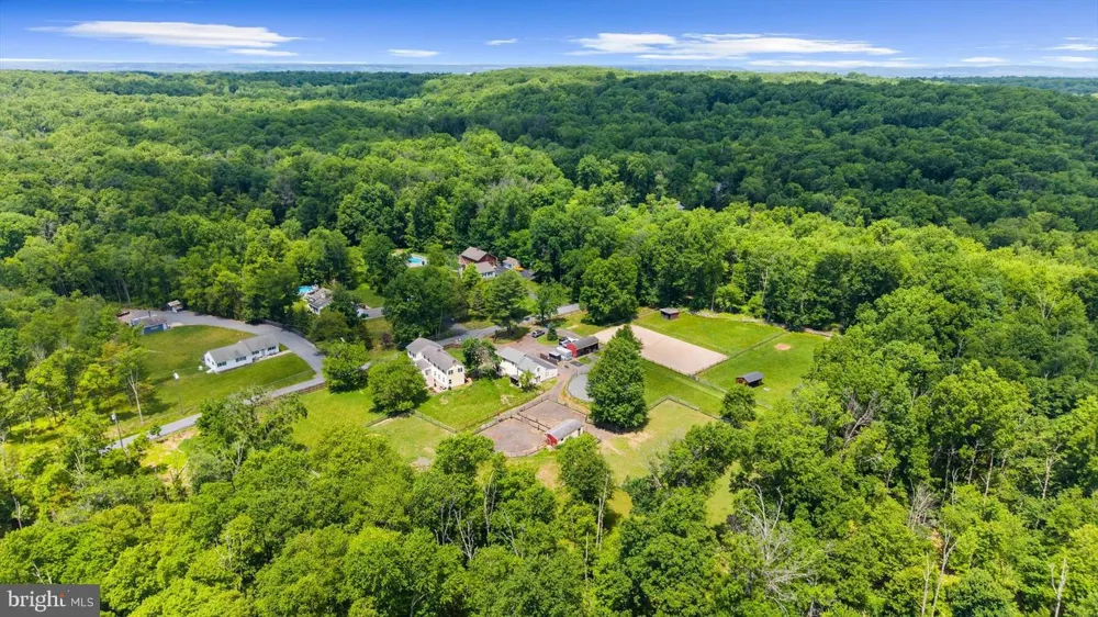 179 LINDBERGH ROAD Hopewell, NJ 08525
