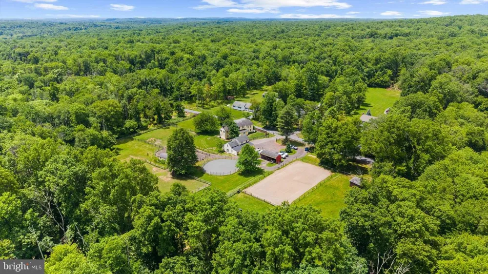 179 LINDBERGH ROAD Hopewell, NJ 08525