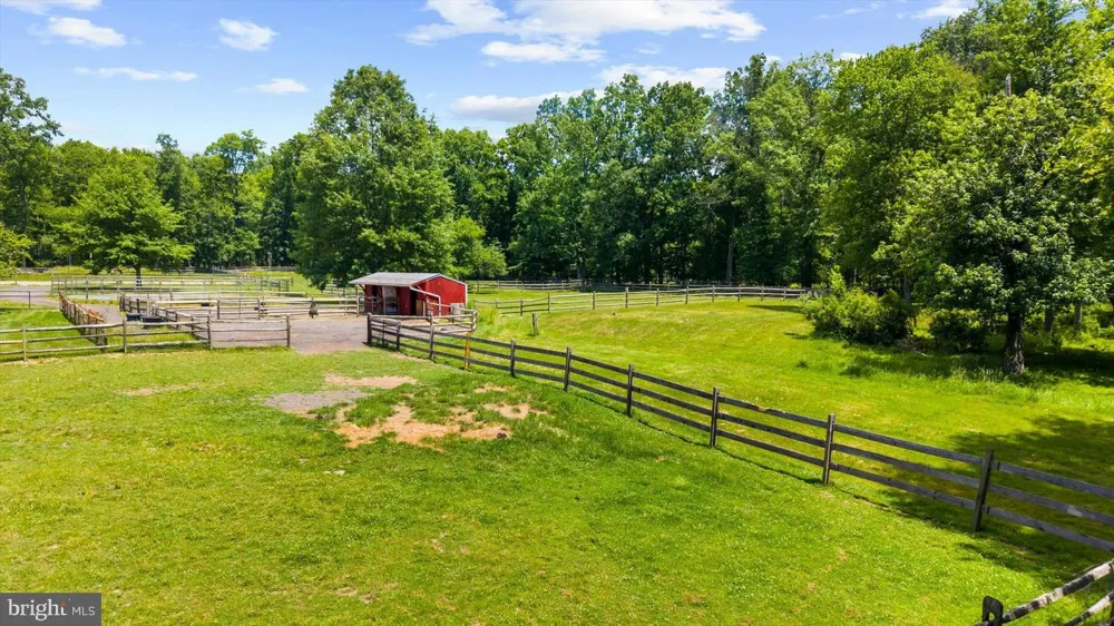 179 LINDBERGH ROAD Hopewell, NJ 08525