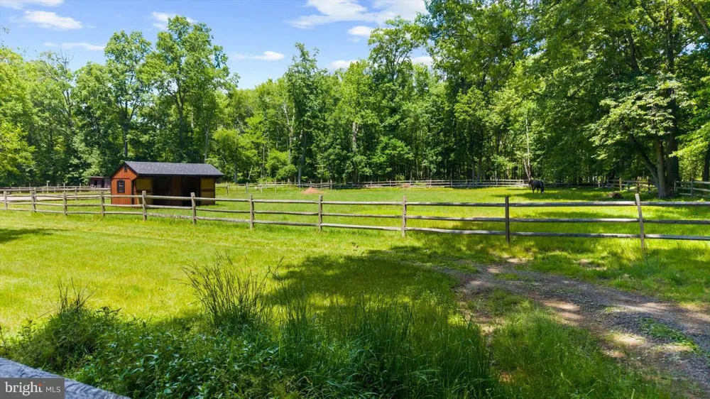 179 LINDBERGH ROAD Hopewell, NJ 08525