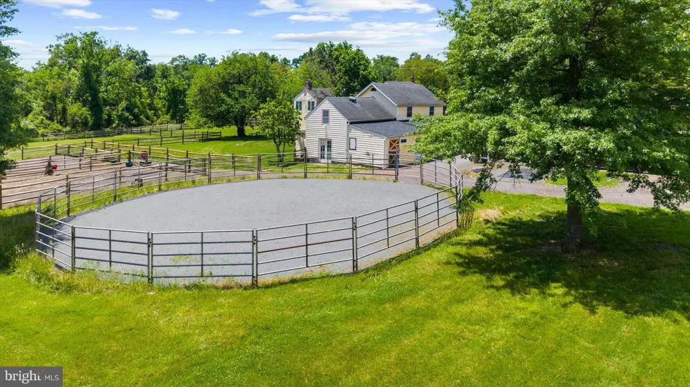 179 LINDBERGH ROAD Hopewell, NJ 08525