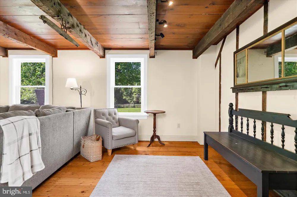 179 LINDBERGH ROAD Hopewell, NJ 08525