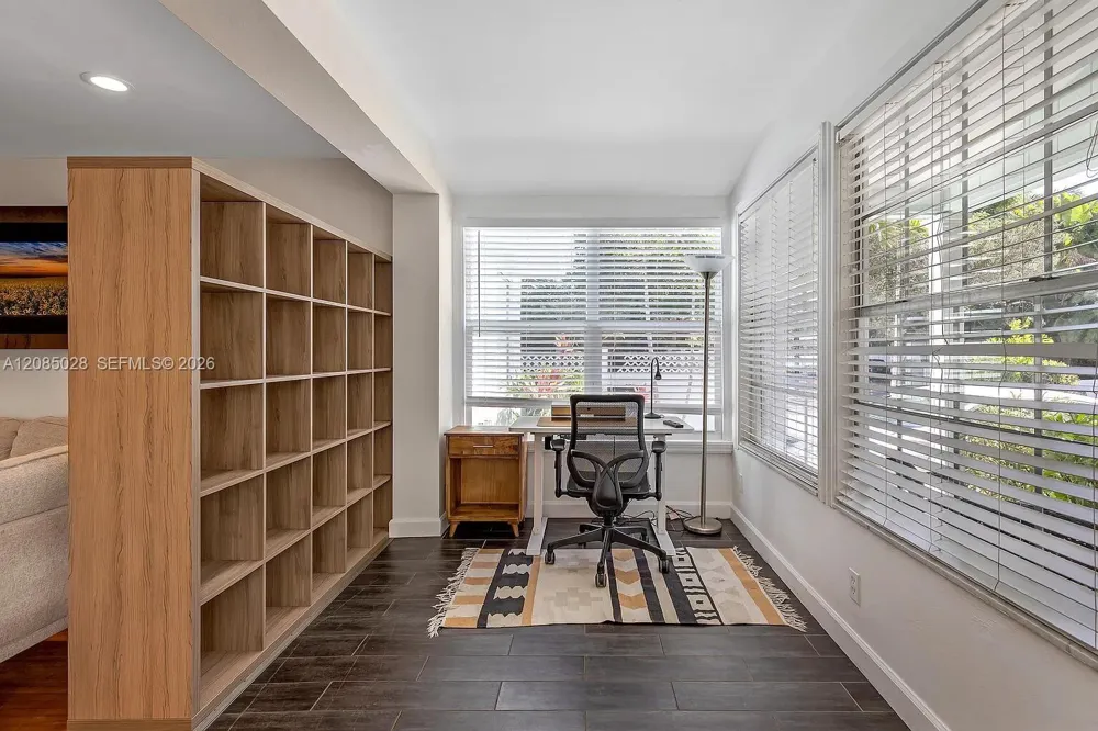 1621 NE 3rd Ct Fort Lauderdale, FL 33301