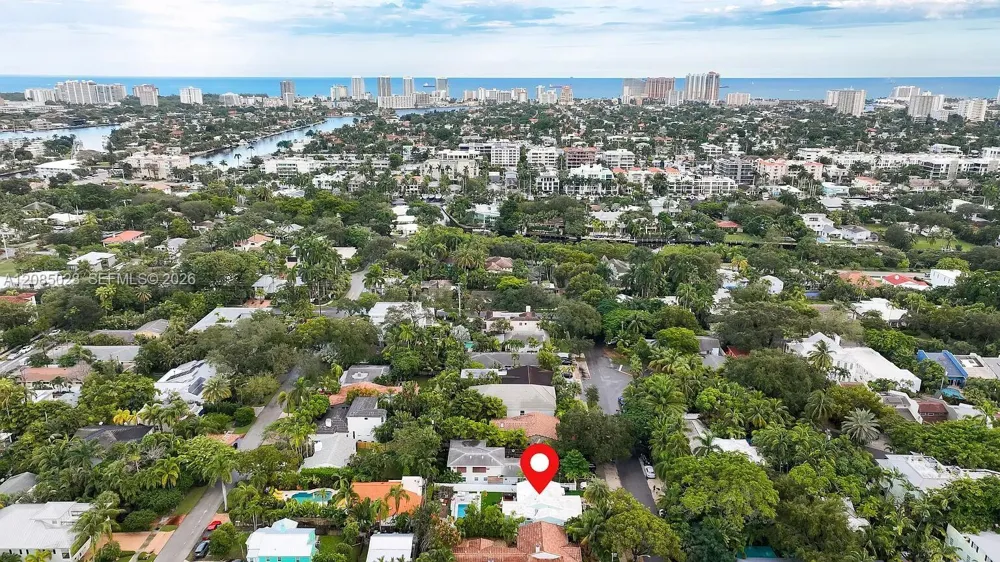 1621 NE 3rd Ct Fort Lauderdale, FL 33301