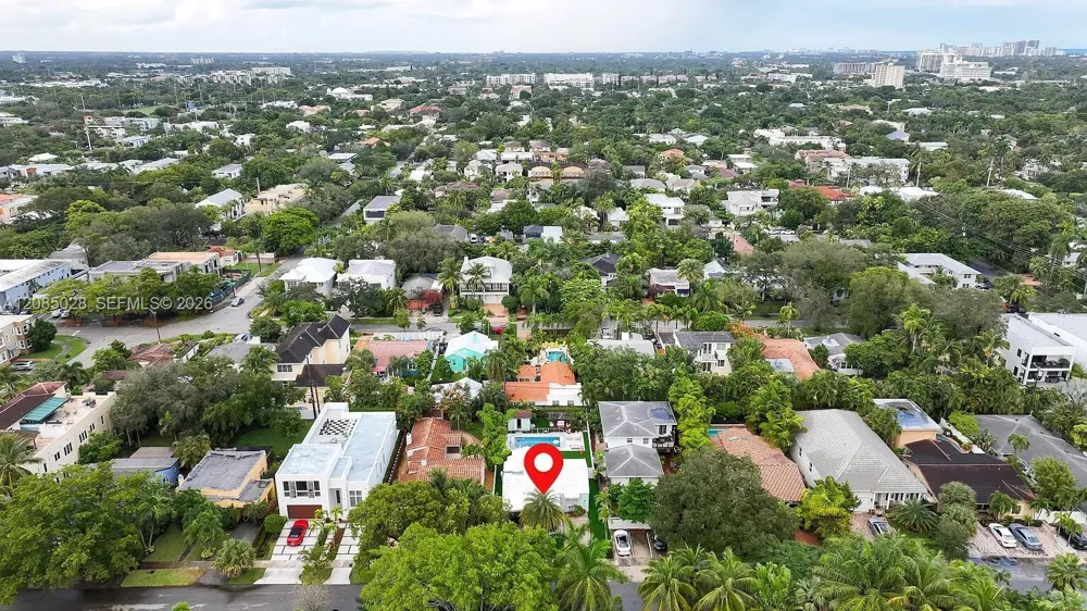 1621 NE 3rd Ct Fort Lauderdale, FL 33301