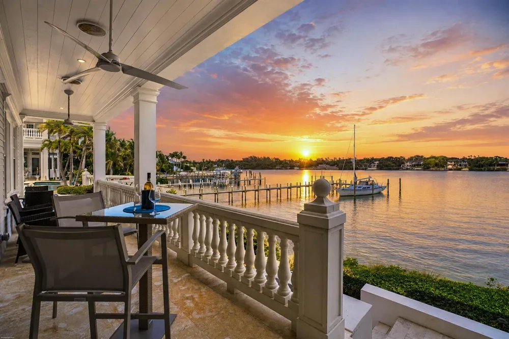 17667 SE Federal Highway Tequesta, FL 33469