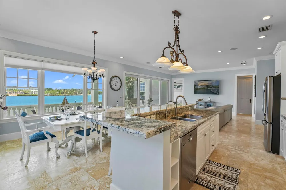 17667 SE Federal Highway Tequesta, FL 33469