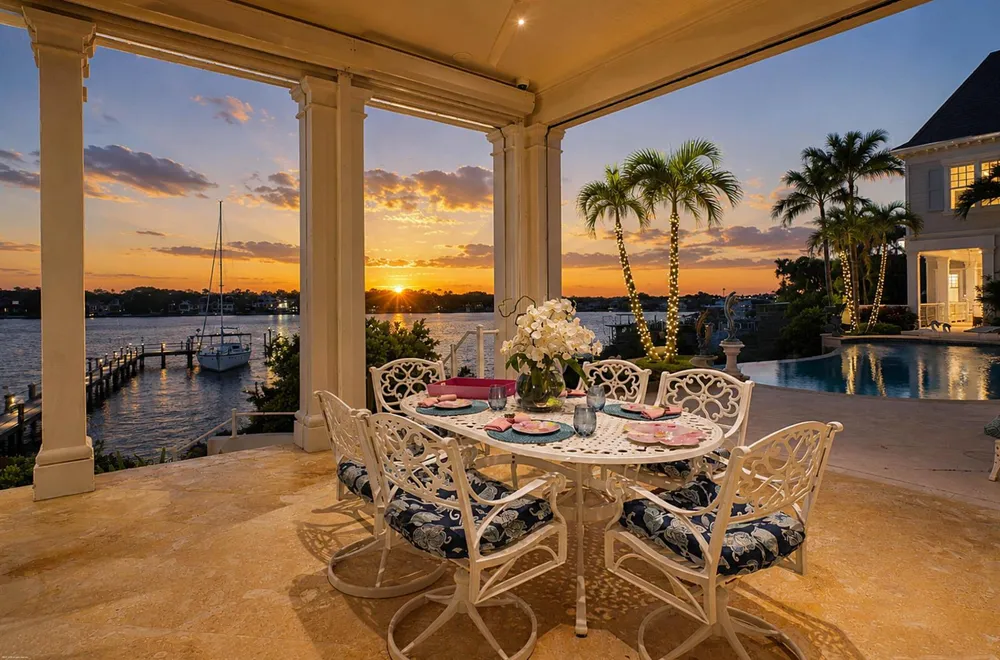 17667 SE Federal Highway Tequesta, FL 33469