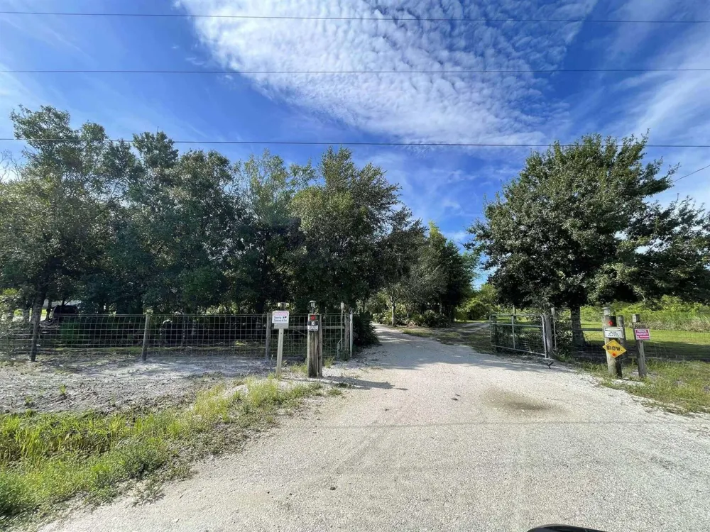 16738 NW 262nd Street Okeechobee, FL 34972