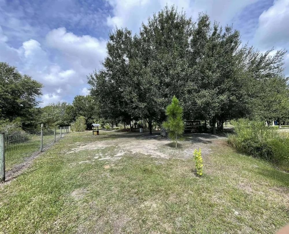 16738 NW 262nd Street Okeechobee, FL 34972