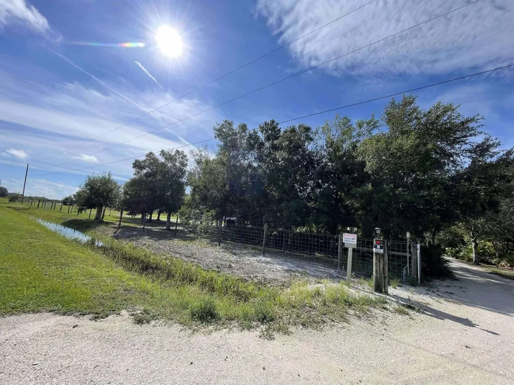 16738 NW 262nd Street Okeechobee, FL 34972