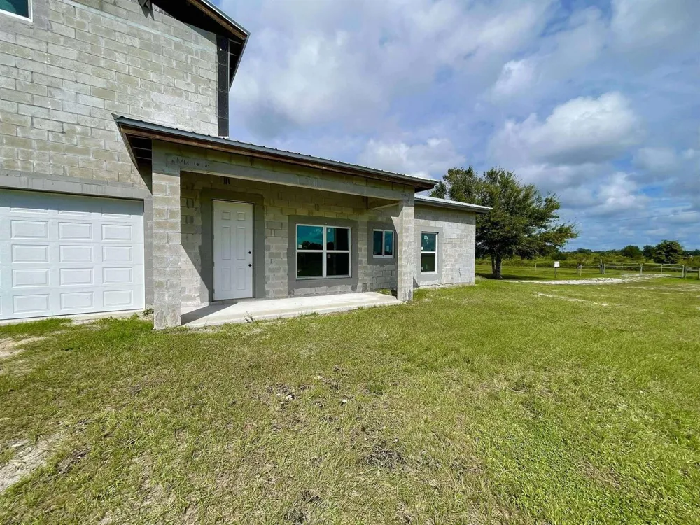 16738 NW 262nd Street Okeechobee, FL 34972