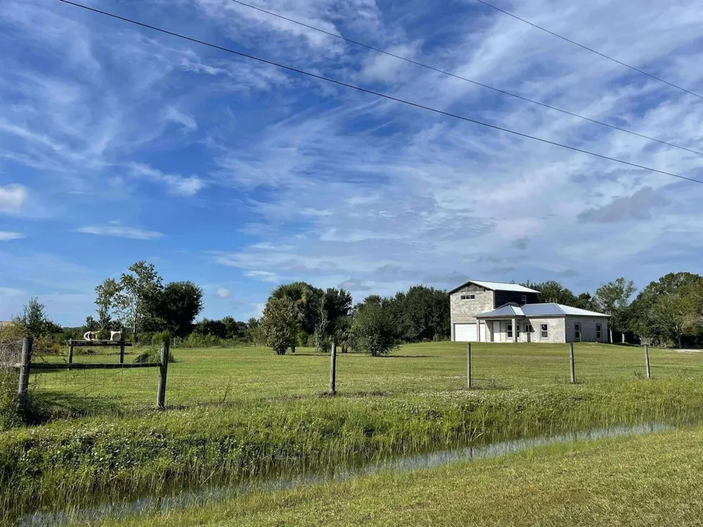 16738 NW 262nd Street Okeechobee, FL 34972
