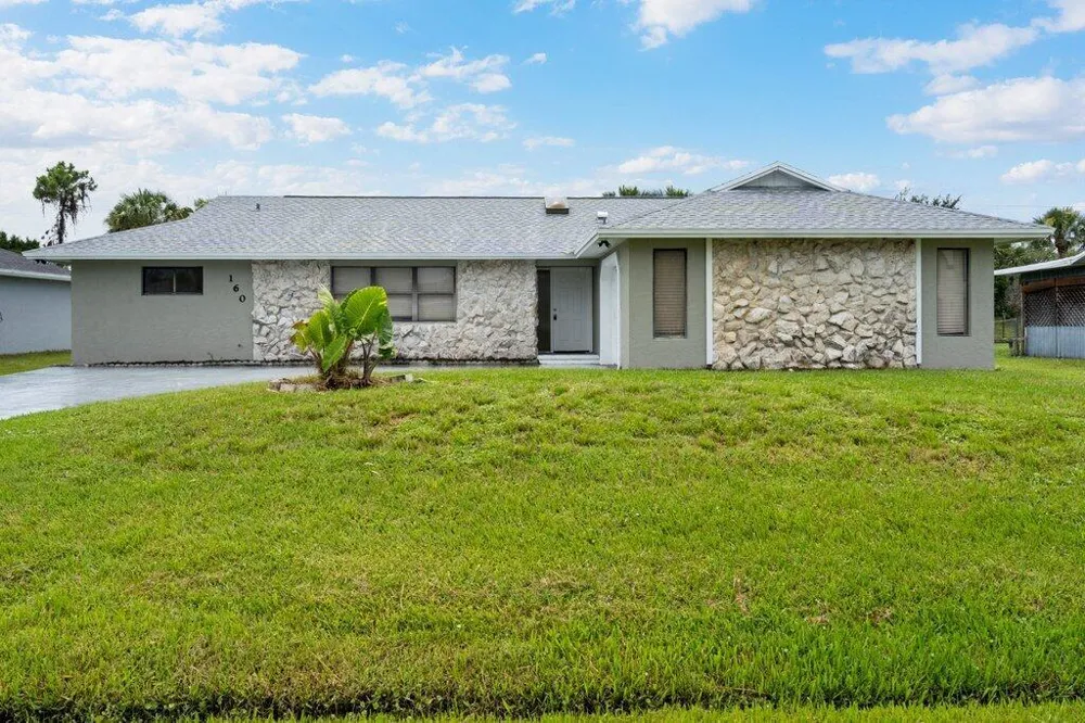 160 SW Grove Avenue Port St. Lucie, FL 34983