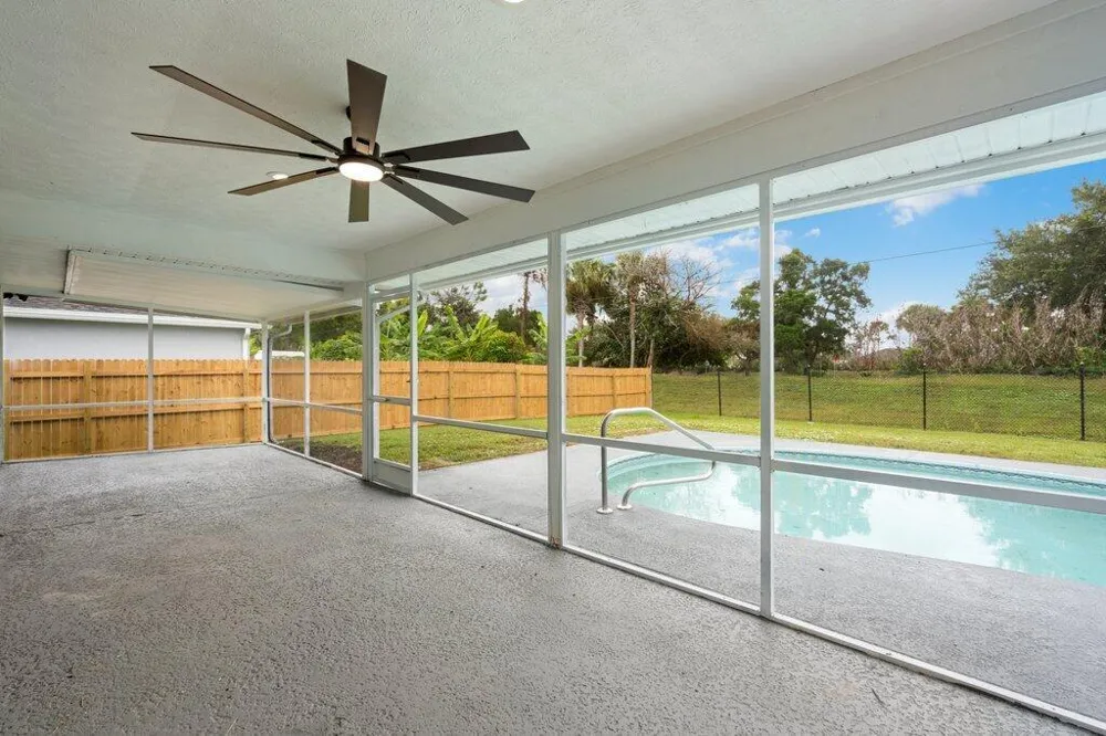 160 SW Grove Avenue Port St. Lucie, FL 34983