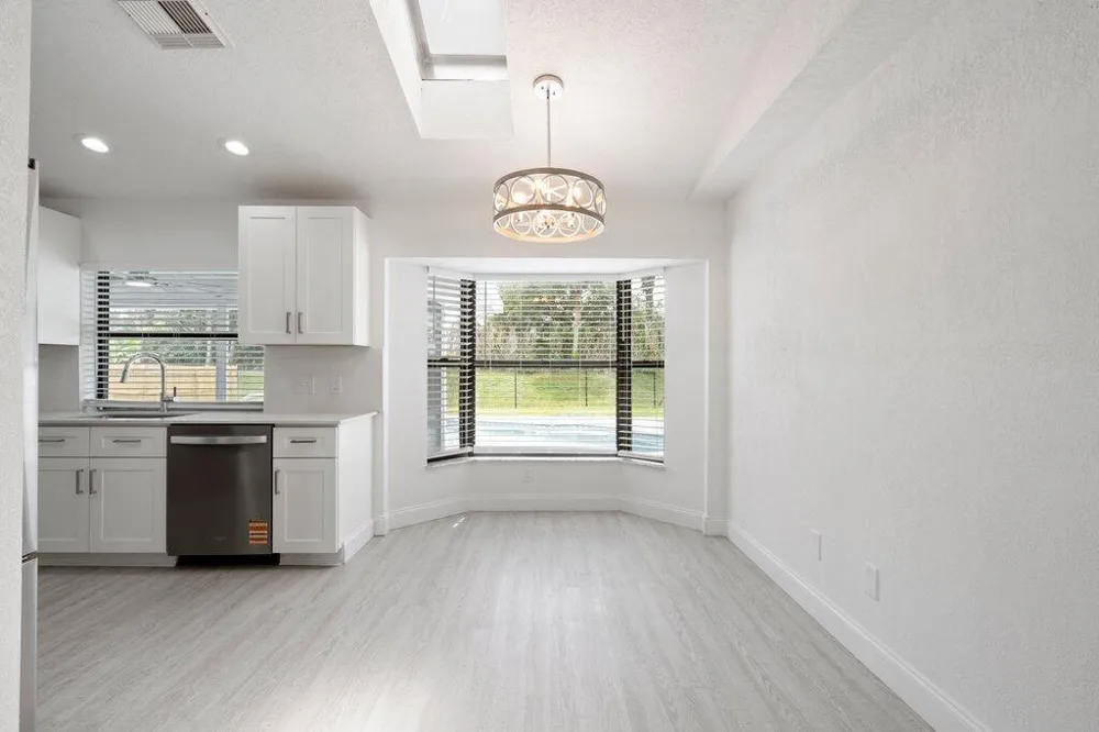 160 SW Grove Avenue Port St. Lucie, FL 34983