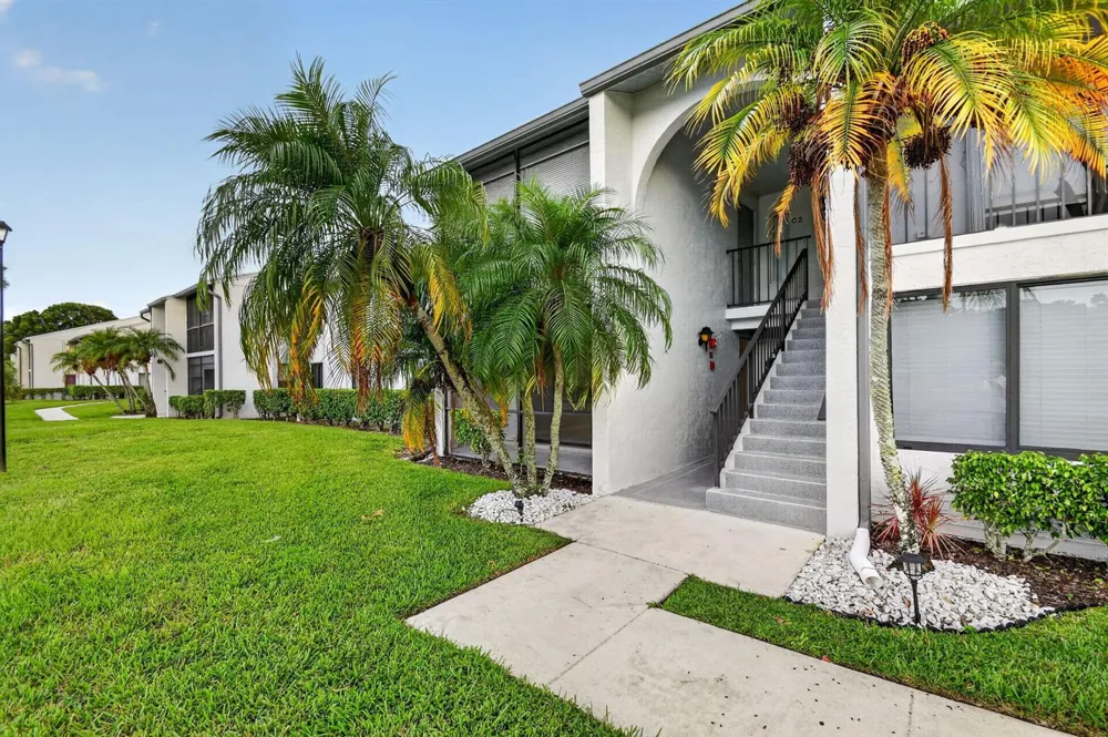 1002 GREEN PINE BOULEVARD #C1 West Palm Beach, FL 33409