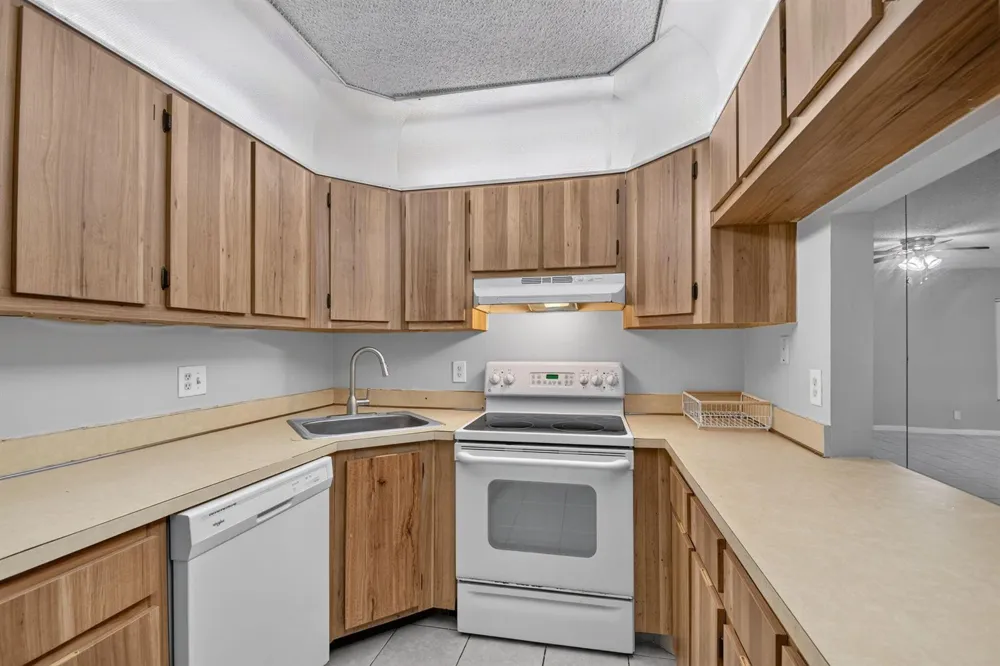 1002 GREEN PINE BOULEVARD #C1 West Palm Beach, FL 33409