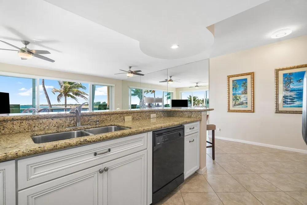 120 Inlet Way #204 Palm Beach Shores, FL 33404