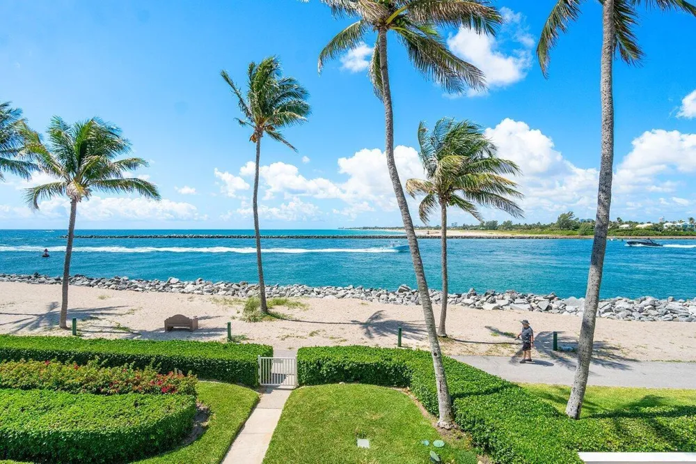 120 Inlet Way #204 Palm Beach Shores, FL 33404