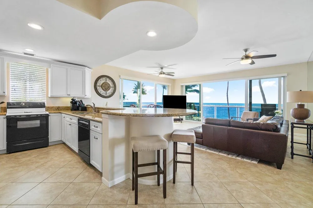 120 Inlet Way #204 Palm Beach Shores, FL 33404