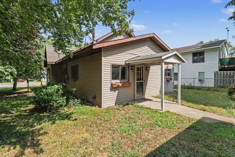 3907 E Main Street Fountain, MI 49410