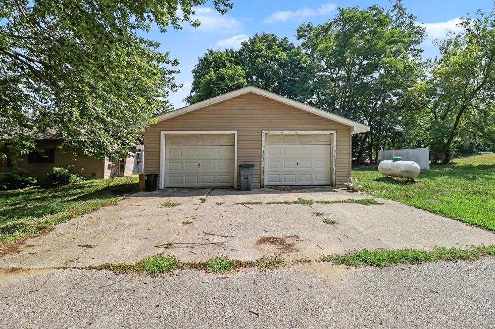 3907 E Main Street Fountain, MI 49410