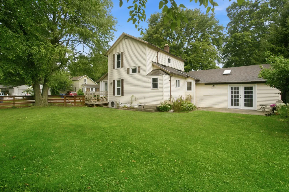 110 Pearl Street Vicksburg, MI 49097