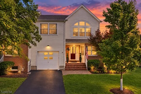 7 Aspen Dr