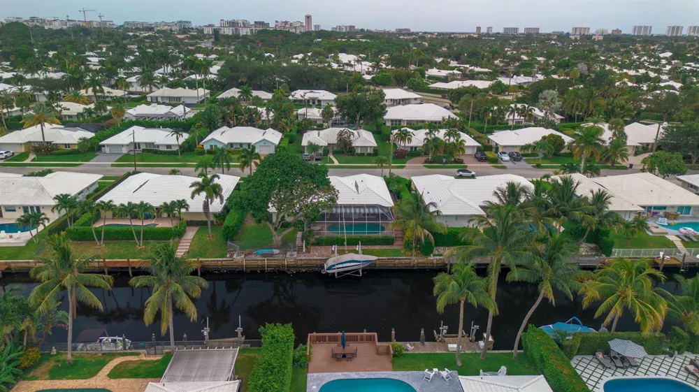 1111 SW Pepperridge Terrace Boca Raton, FL 33486