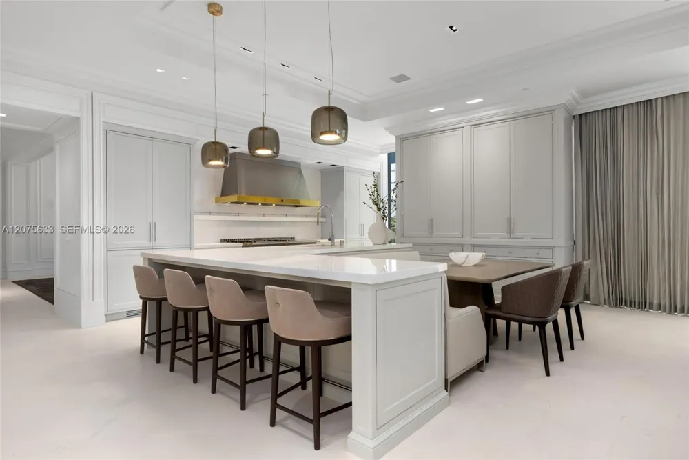 17975 Collins Ave #N-SF-02 Sunny Isles Beach, FL 33160