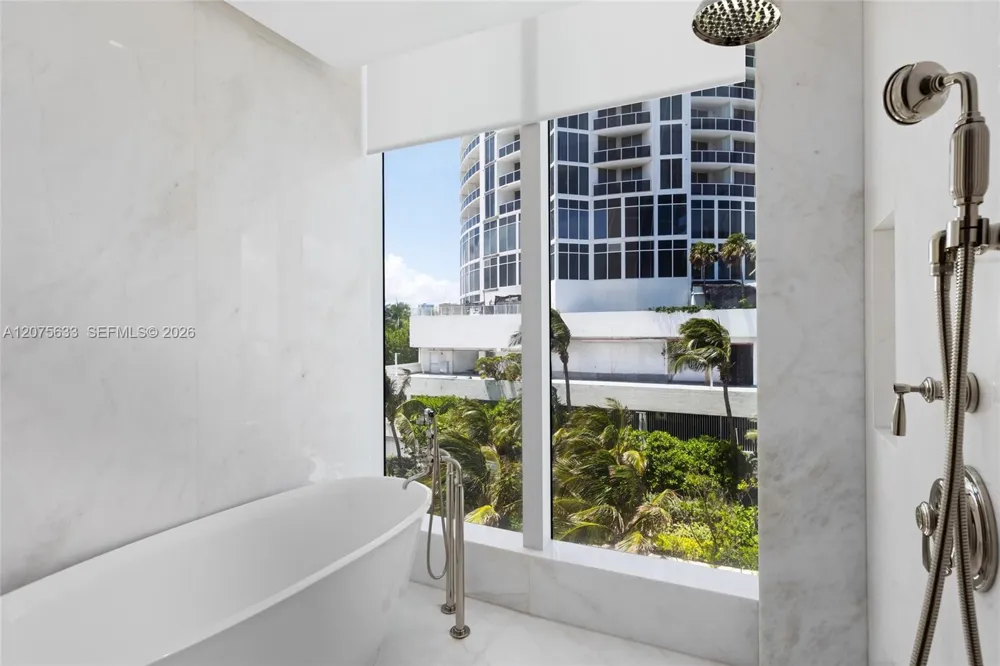 17975 Collins Ave #N-SF-02 Sunny Isles Beach, FL 33160