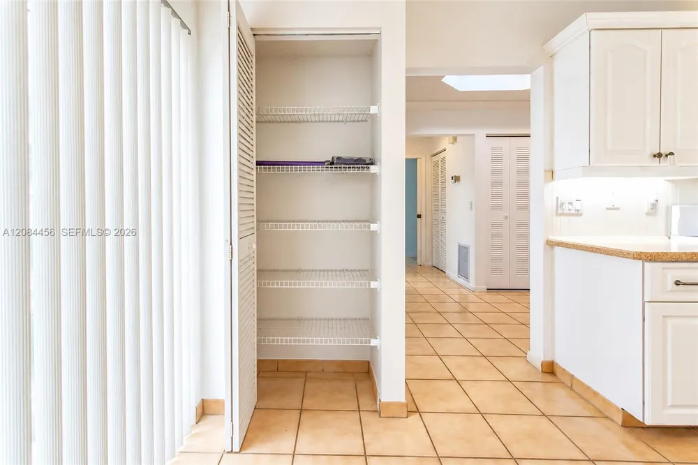 5289 Fairway Woods Dr #2911 Delray Beach, FL 33484