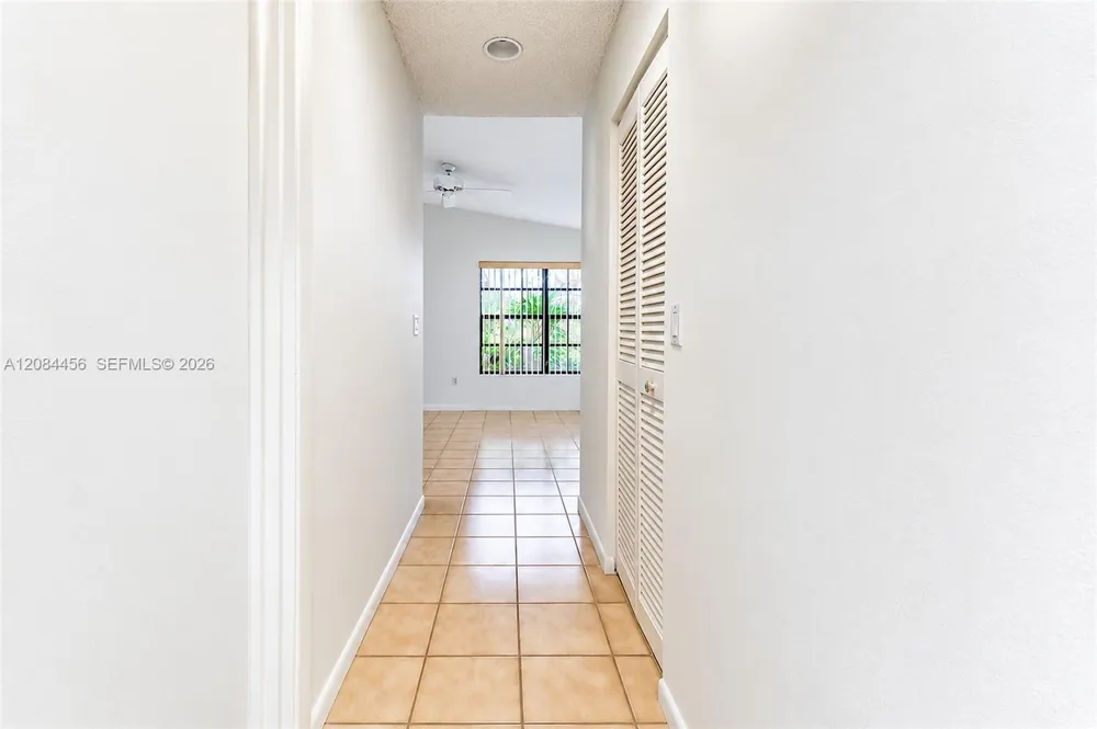 5289 Fairway Woods Dr #2911 Delray Beach, FL 33484