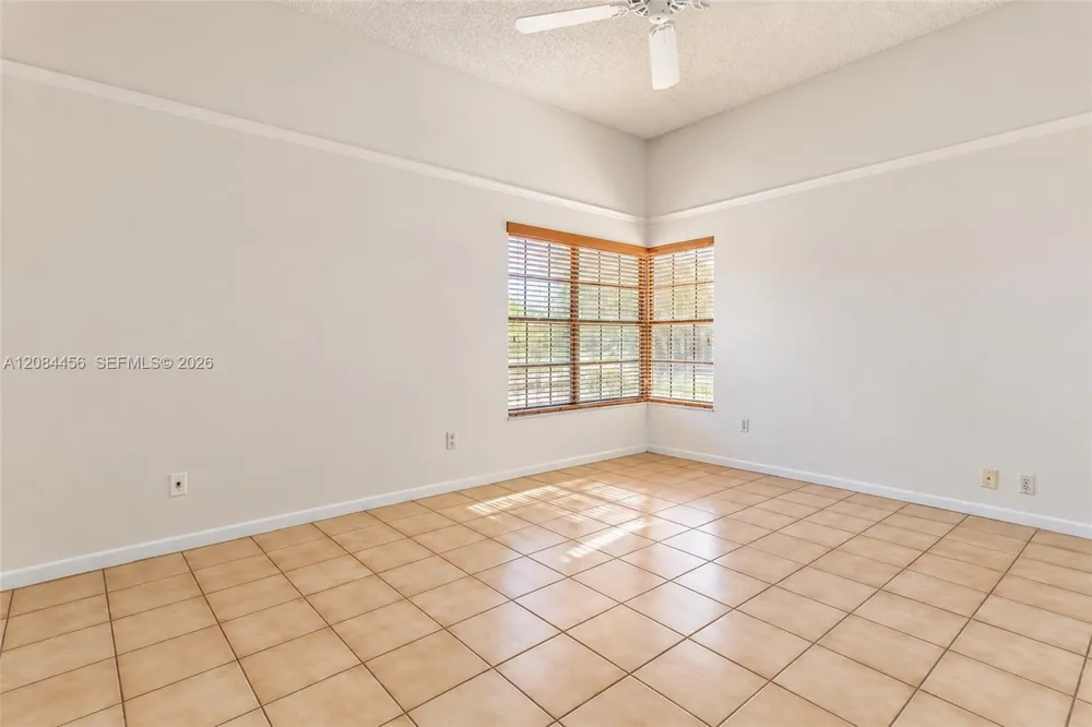 5289 Fairway Woods Dr #2911 Delray Beach, FL 33484