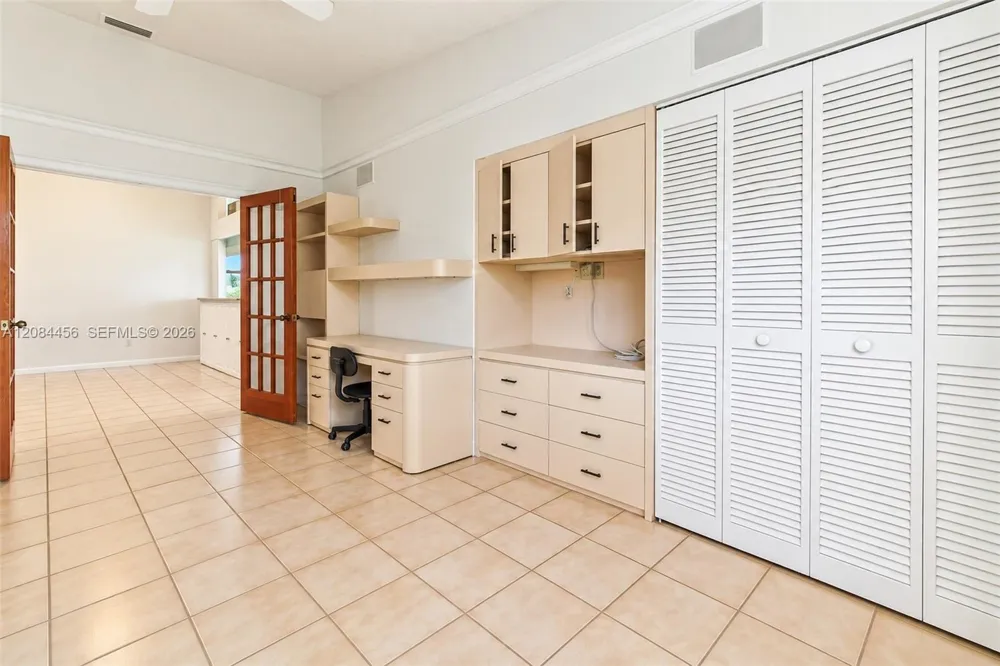 5289 Fairway Woods Dr #2911 Delray Beach, FL 33484