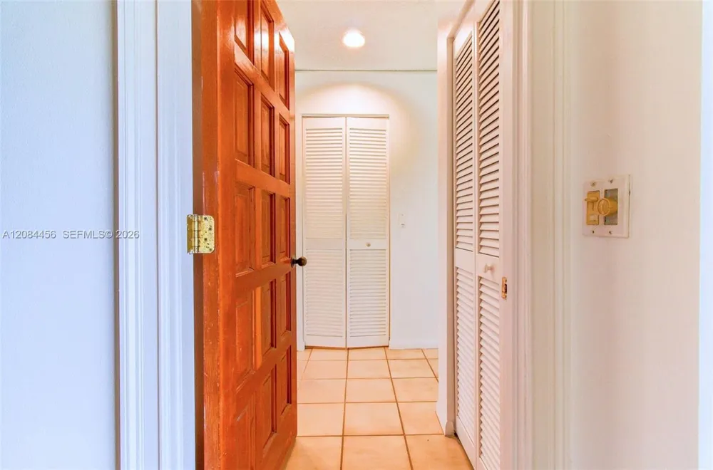 5289 Fairway Woods Dr #2911 Delray Beach, FL 33484