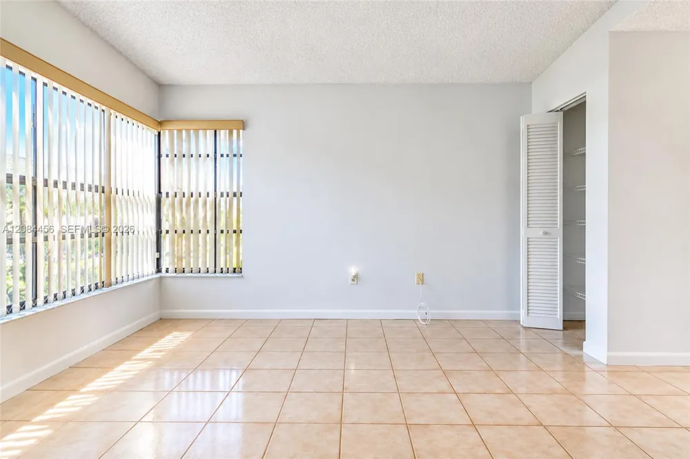 5289 Fairway Woods Dr #2911 Delray Beach, FL 33484