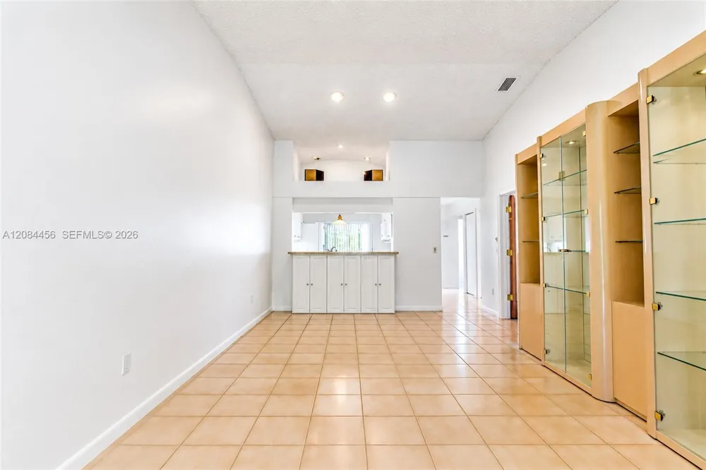 5289 Fairway Woods Dr #2911 Delray Beach, FL 33484