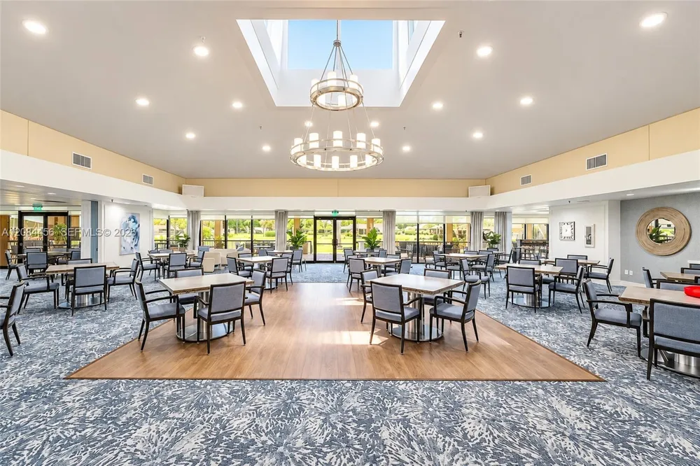 5289 Fairway Woods Dr #2911 Delray Beach, FL 33484