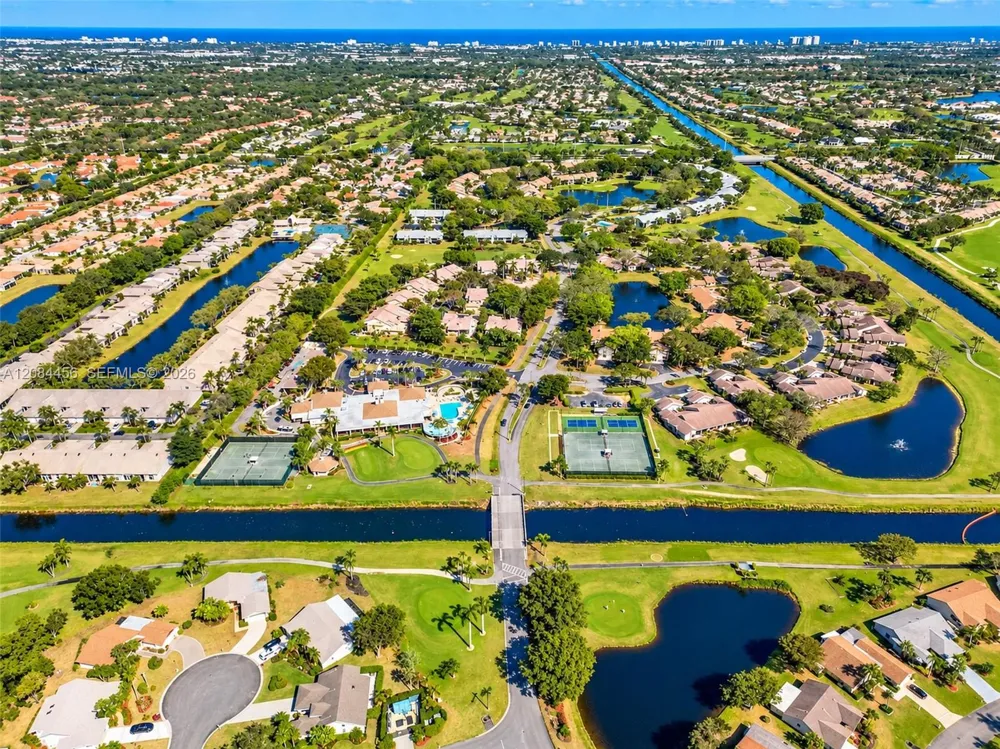 5289 Fairway Woods Dr #2911 Delray Beach, FL 33484