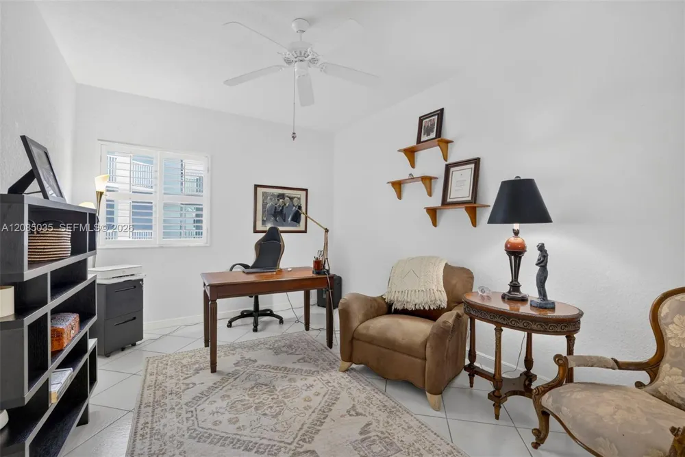 7727 Southampton Ter #310 Tamarac, FL 33321