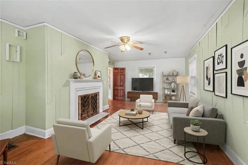 112 Erwin Street Mocksville, NC 27028