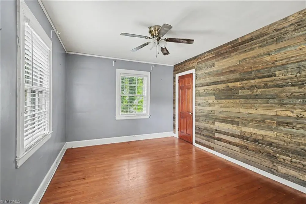 112 Erwin Street Mocksville, NC 27028