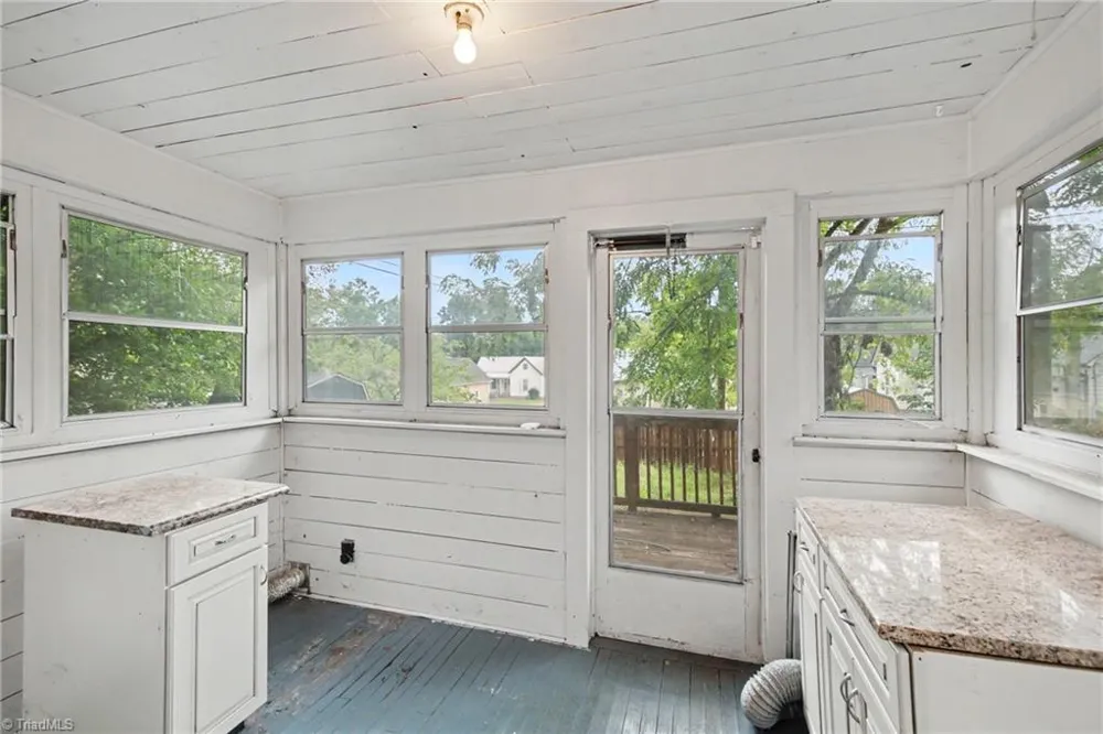 112 Erwin Street Mocksville, NC 27028