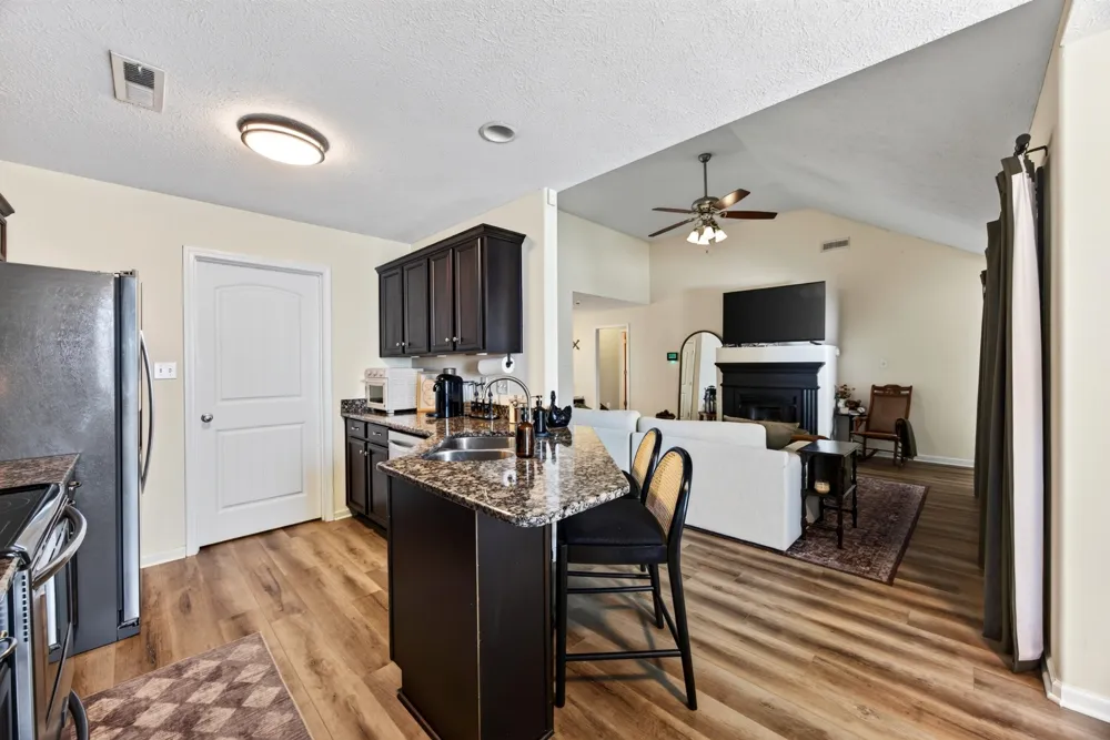 1028 Hendricks Ct Clarksville, TN 37040