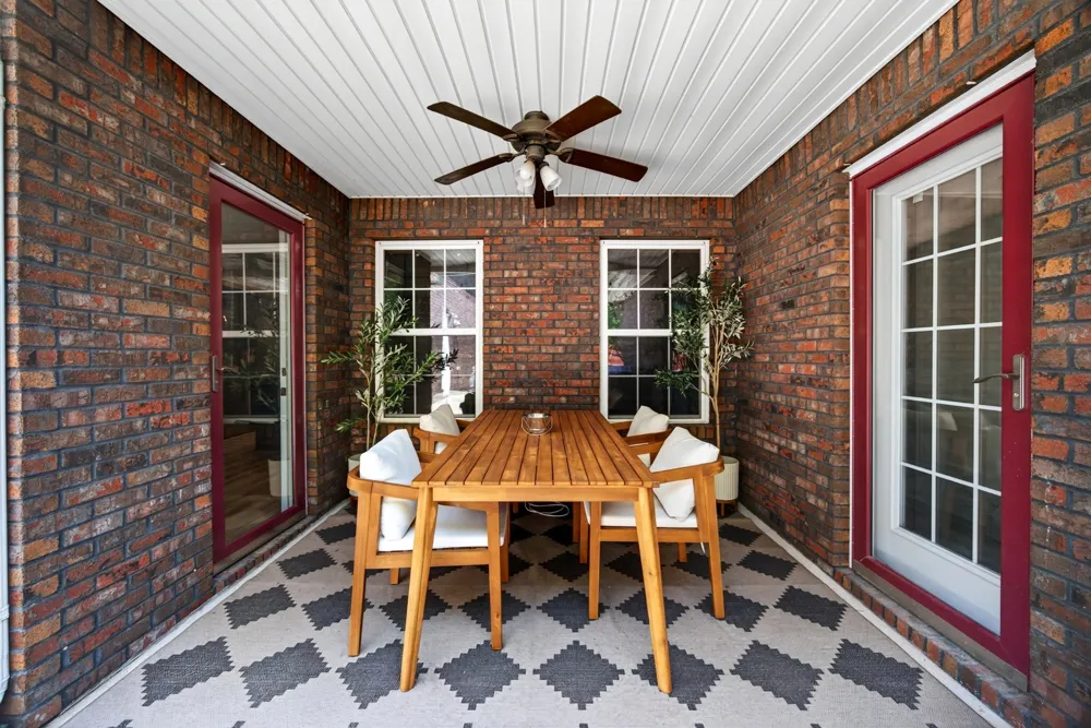 1028 Hendricks Ct Clarksville, TN 37040